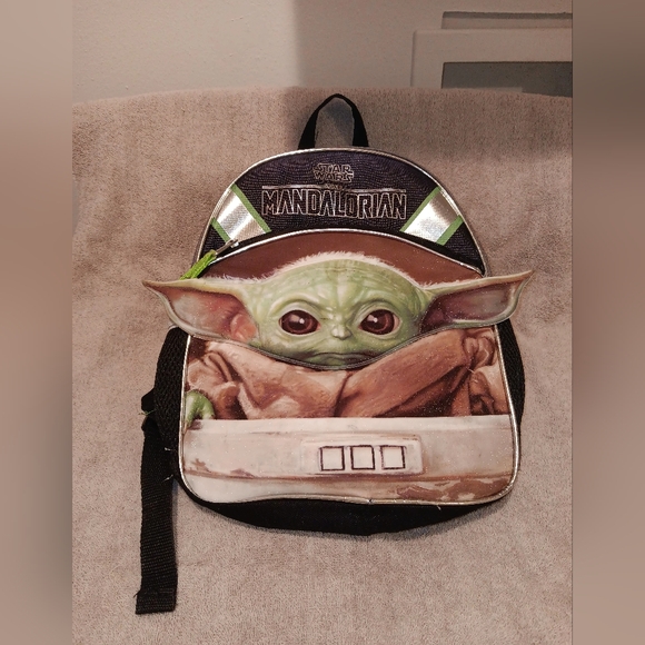 Star Wars Mandalorian with Baby Yoda Kids  Backpack Green And Black - Picture 1 of 5